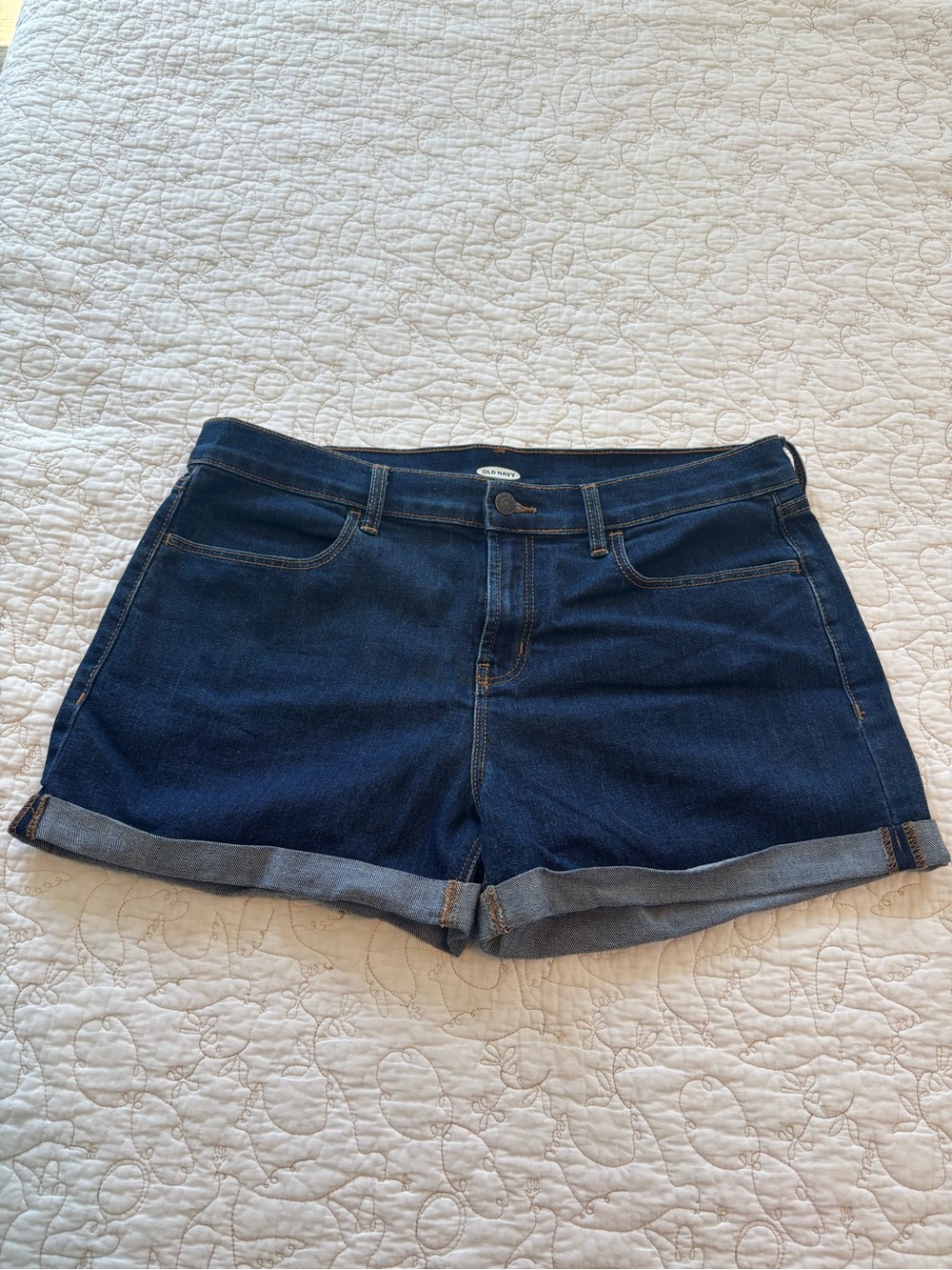 Old Navy Dark Blue Denim Roll-Cuff Women’s Shorts Sz 12